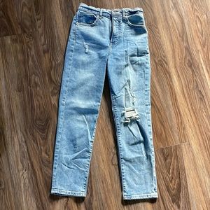 Express High-Waisted Ankle-Cropped Mom Jean - Light Wash Size 0R